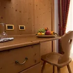 Alpi - Szálloda 2*