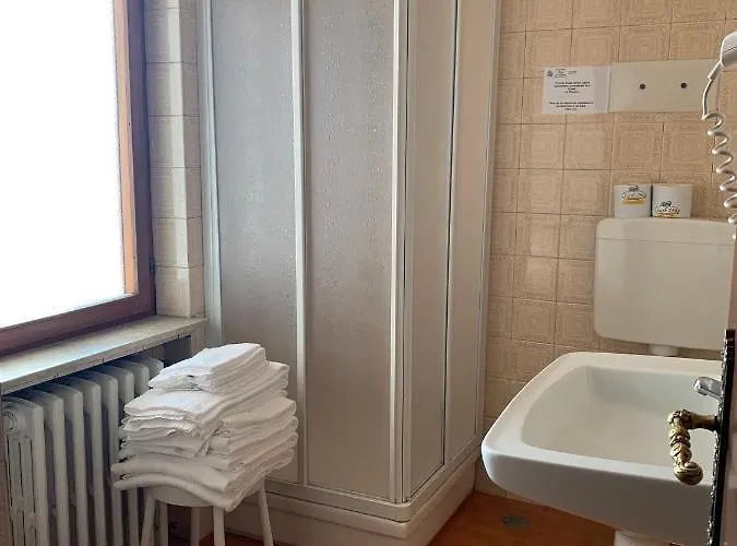 Hotel Alpi - 2*