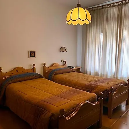 Alpi - Hotel 2*